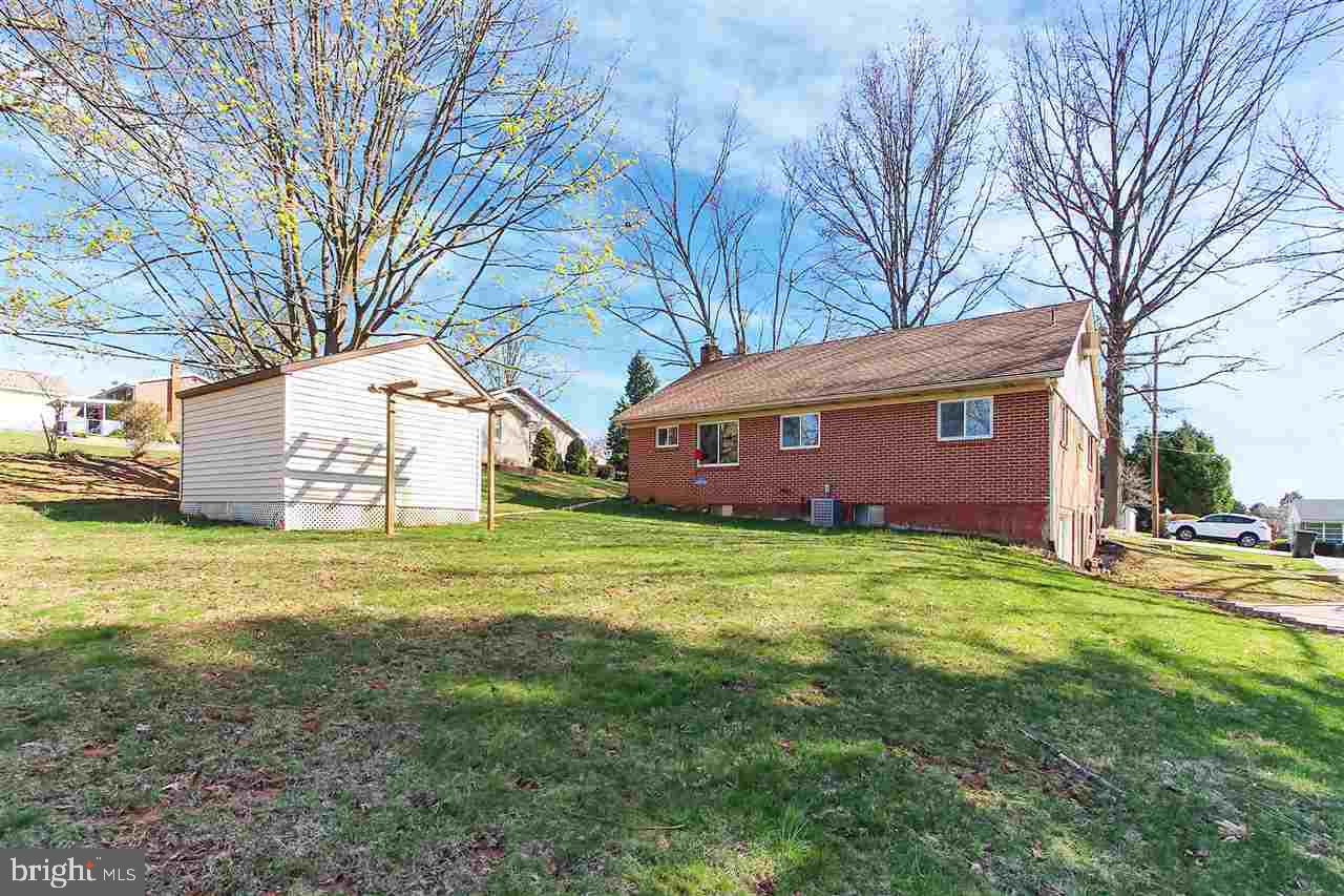 1280 Crescent Road York, PA 17402 - Photo 20 of 25 Gallery Image 20