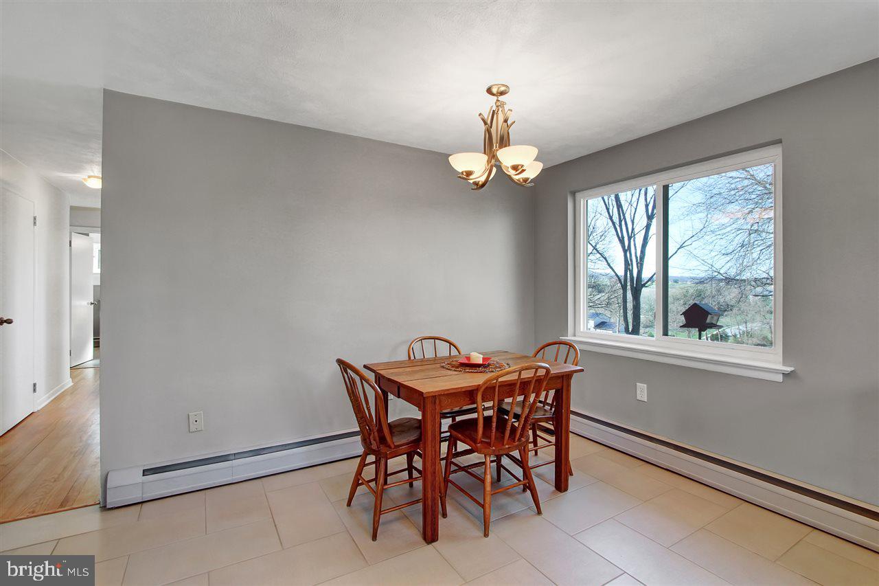 1280 Crescent Road York, PA 17402 - Photo 6 of 25 Gallery Image 6