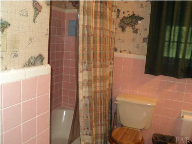 131 Vanderbilt Road Pensacola, FL 32506 - Photo 7 of 9 Yes, it is pink and cute main bath