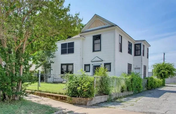 $175,000 | 516 West Morgan Street, Denison, TX 75020