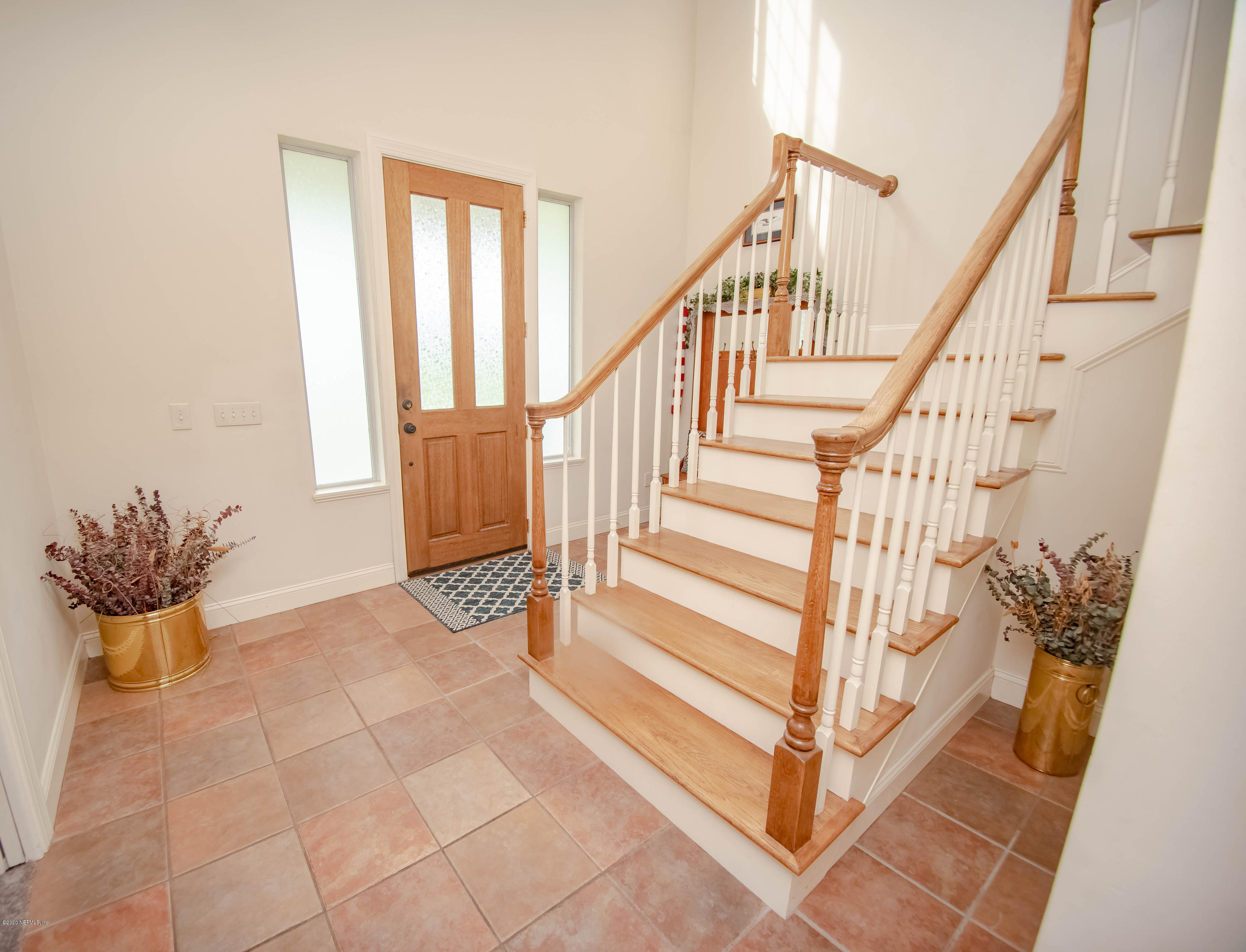 8219 Mud Lake Road Macclenny, FL 32063 - Photo 24 of 63 a view of entryway and hall
