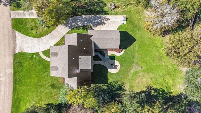 $625,000 | 10813 North Oak Hills Parkway, Baton Rouge, LA 70810