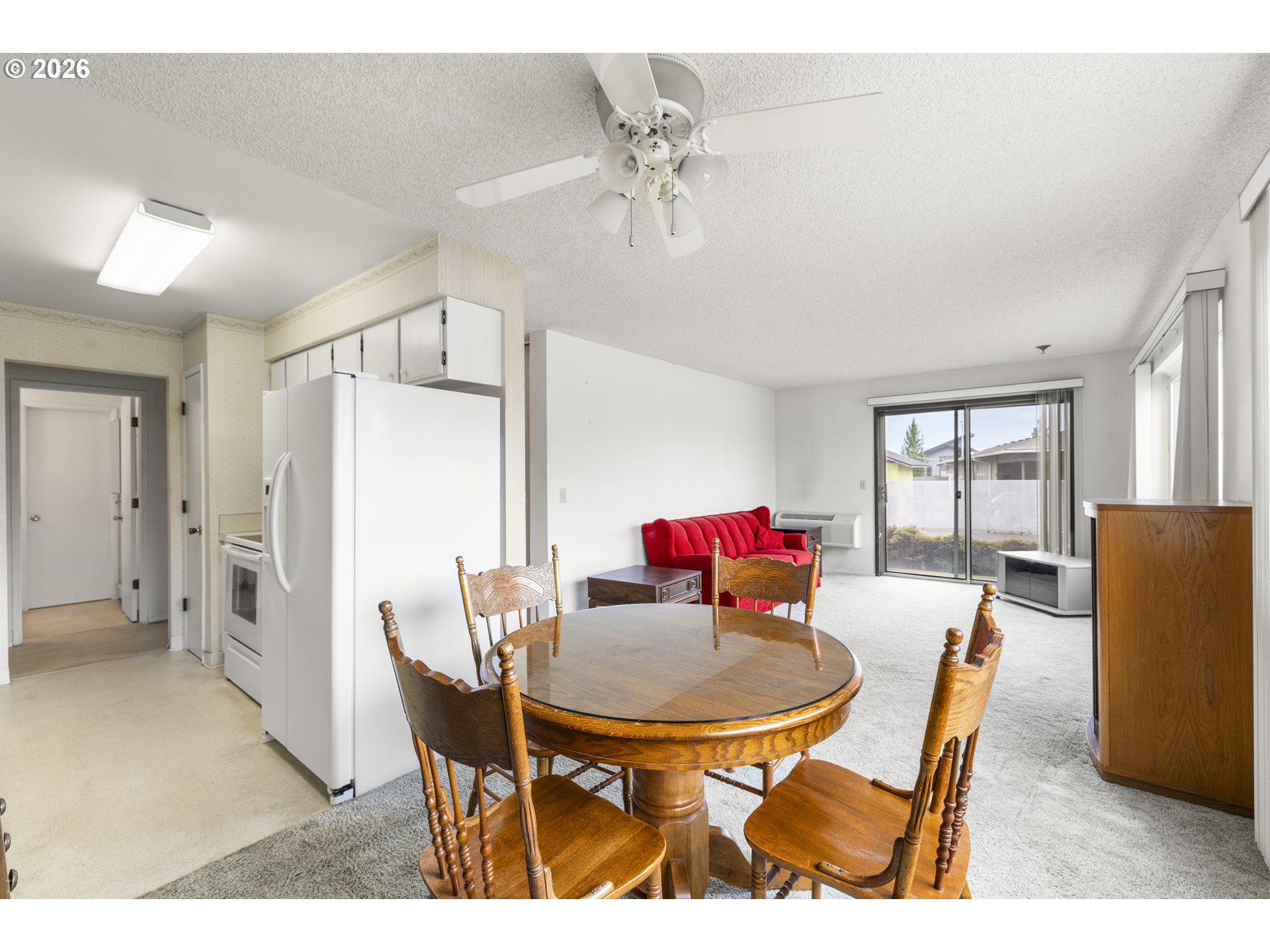 950 Evergreen Road, Unit 110 Woodburn, OR 97071 - Photo 9 of 38 Dining Area