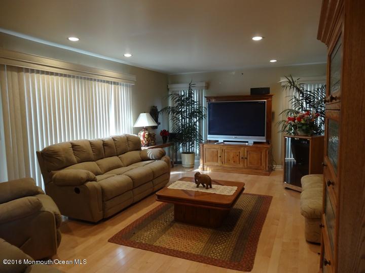 5 High Ridge Road Asbury Park, NJ 07712 - Photo 11 of 59 m_DSC02045