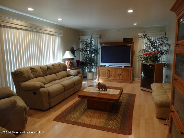 5 High Ridge Road Asbury Park, NJ 07712 - Photo 10 of 59 m_DSC02044