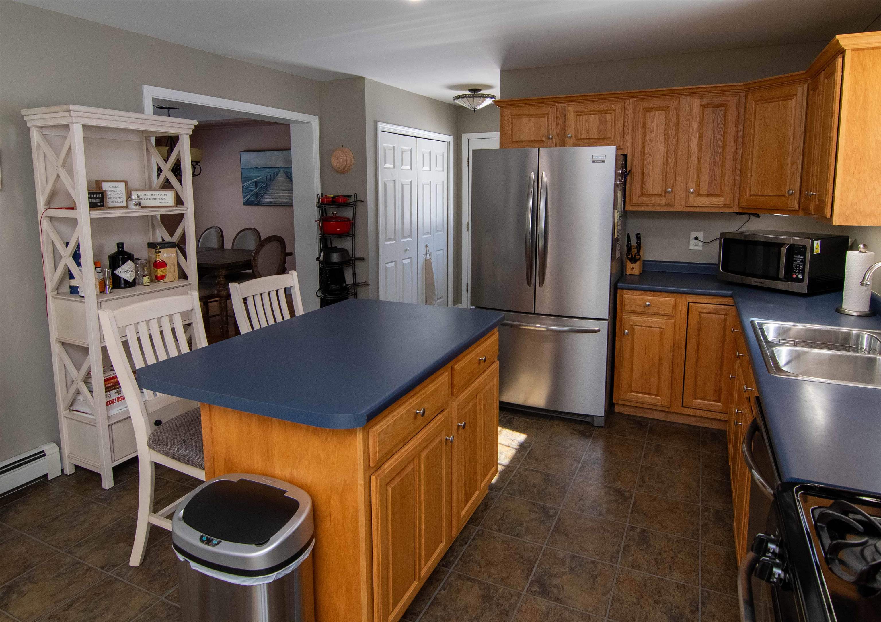 34 Scribner Road Raymond, NH 03077 - Photo 4 of 49 Gallery Image 4