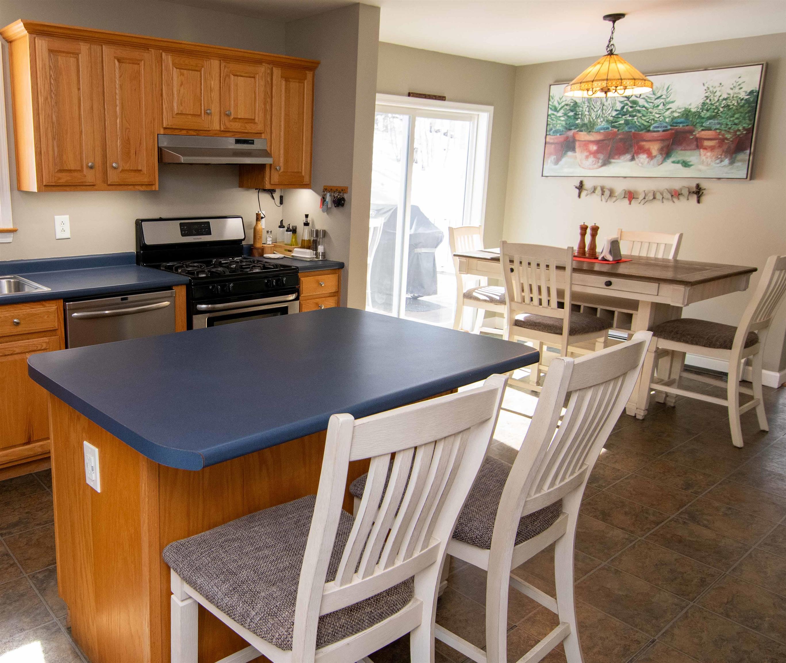34 Scribner Road Raymond, NH 03077 - Photo 8 of 49 Gallery Image 8