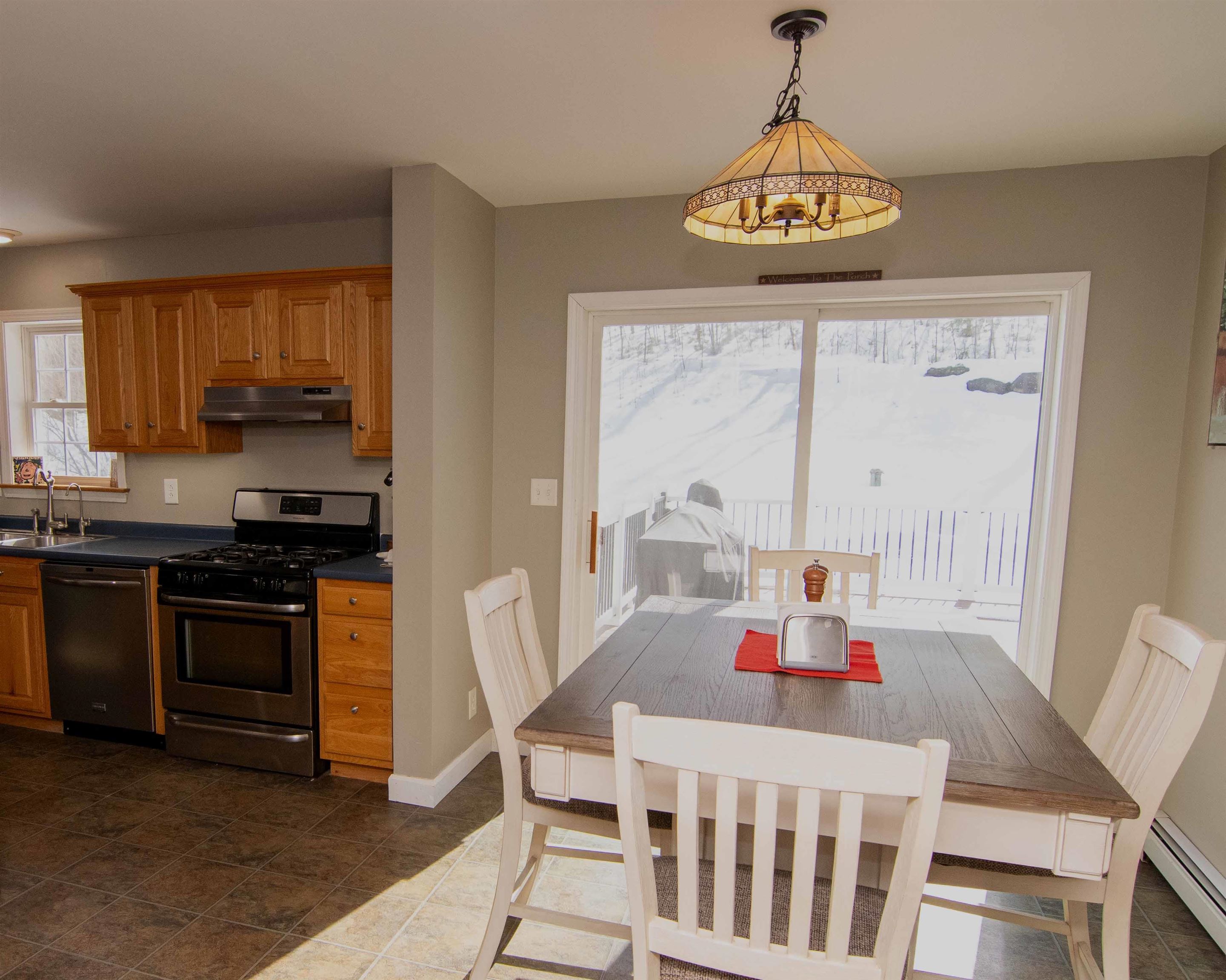 34 Scribner Road Raymond, NH 03077 - Photo 10 of 49 Gallery Image 10