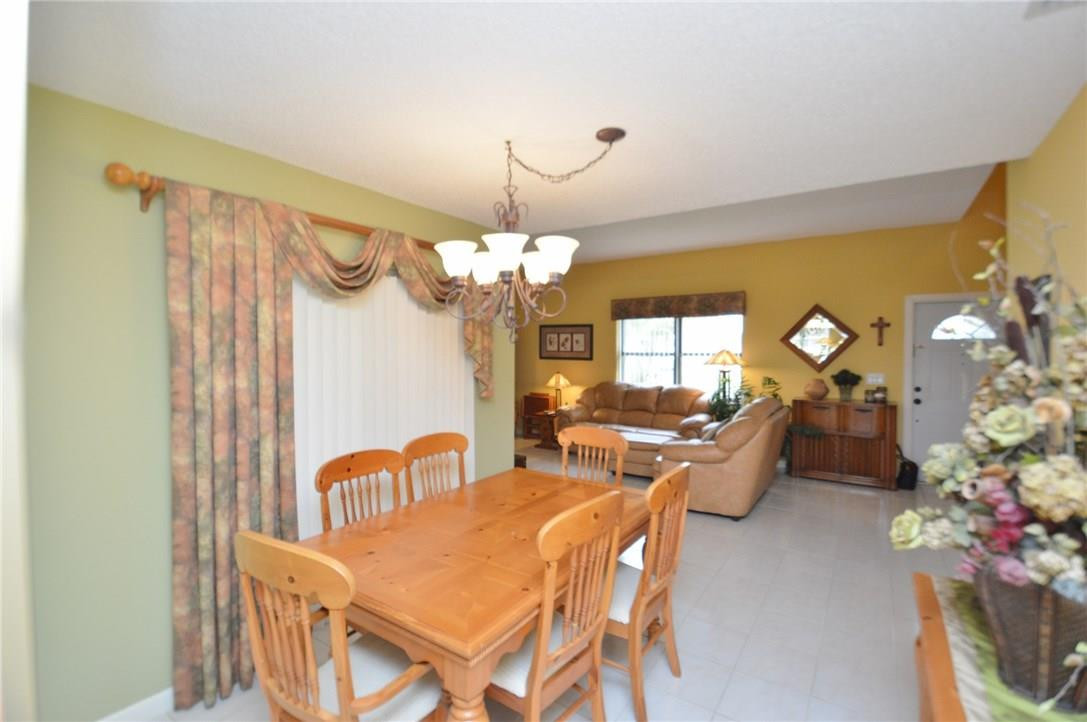 573 Racquet Club Road, Unit 15 Weston, FL 33326 - Photo 11 of 23 Photo 11