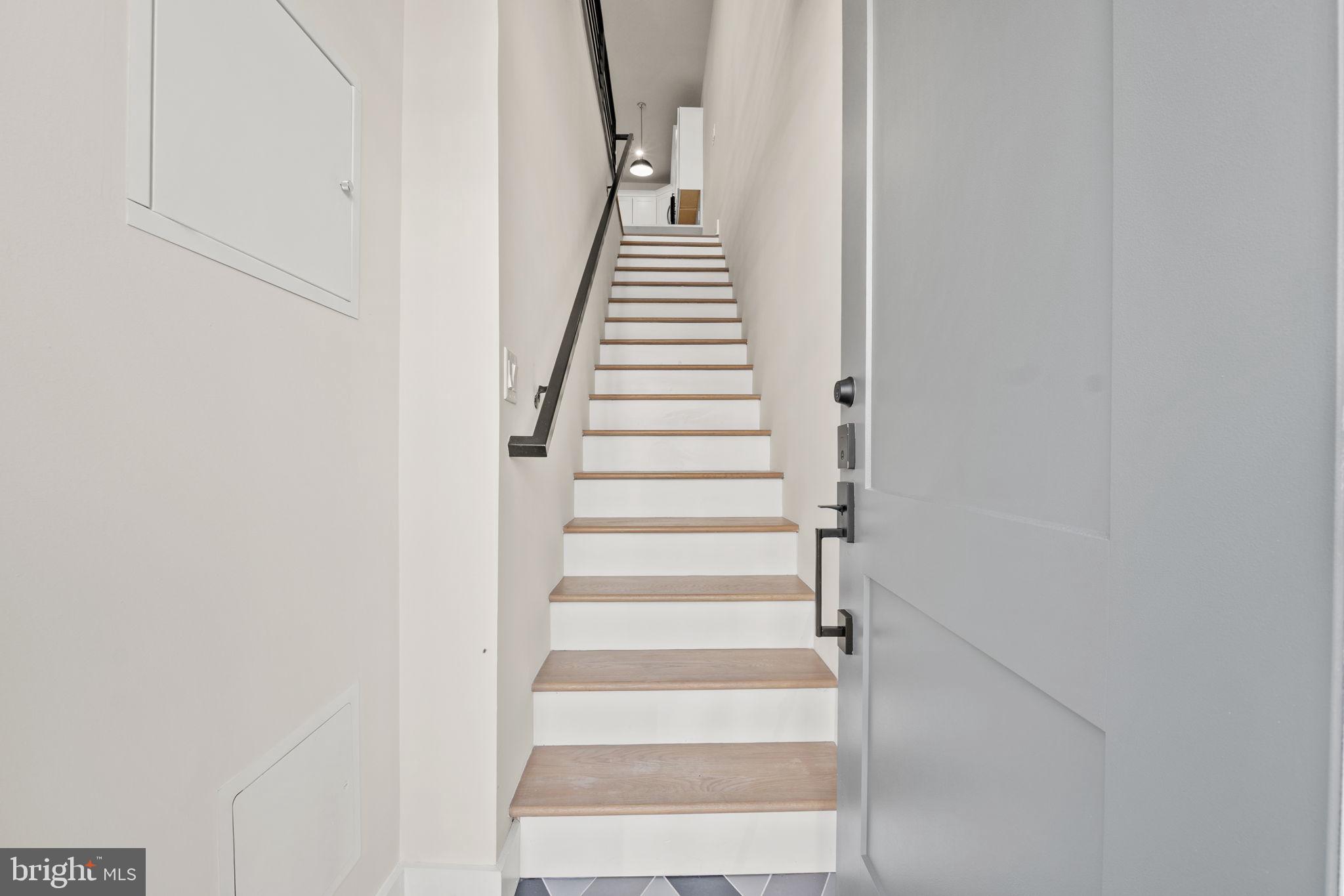 1923 Capitol Avenue Northeast, Unit 2 Washington, DC 20002 - Photo 5 of 32 a view of entryway