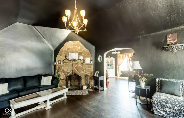 $218,900 | 227 Carter Boulevard, Seymour, IN 47274