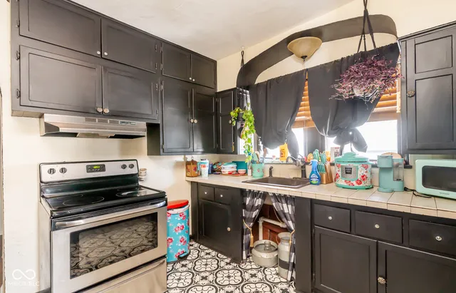 $218,900 | 227 Carter Boulevard, Seymour, IN 47274