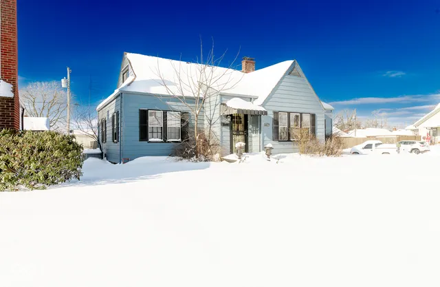 $218,900 | 227 Carter Boulevard, Seymour, IN 47274