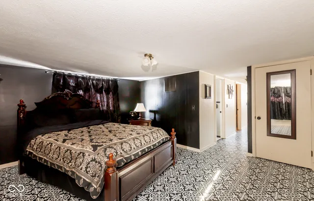 $218,900 | 227 Carter Boulevard, Seymour, IN 47274