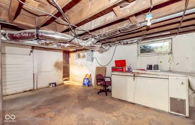 $218,900 | 227 Carter Boulevard, Seymour, IN 47274