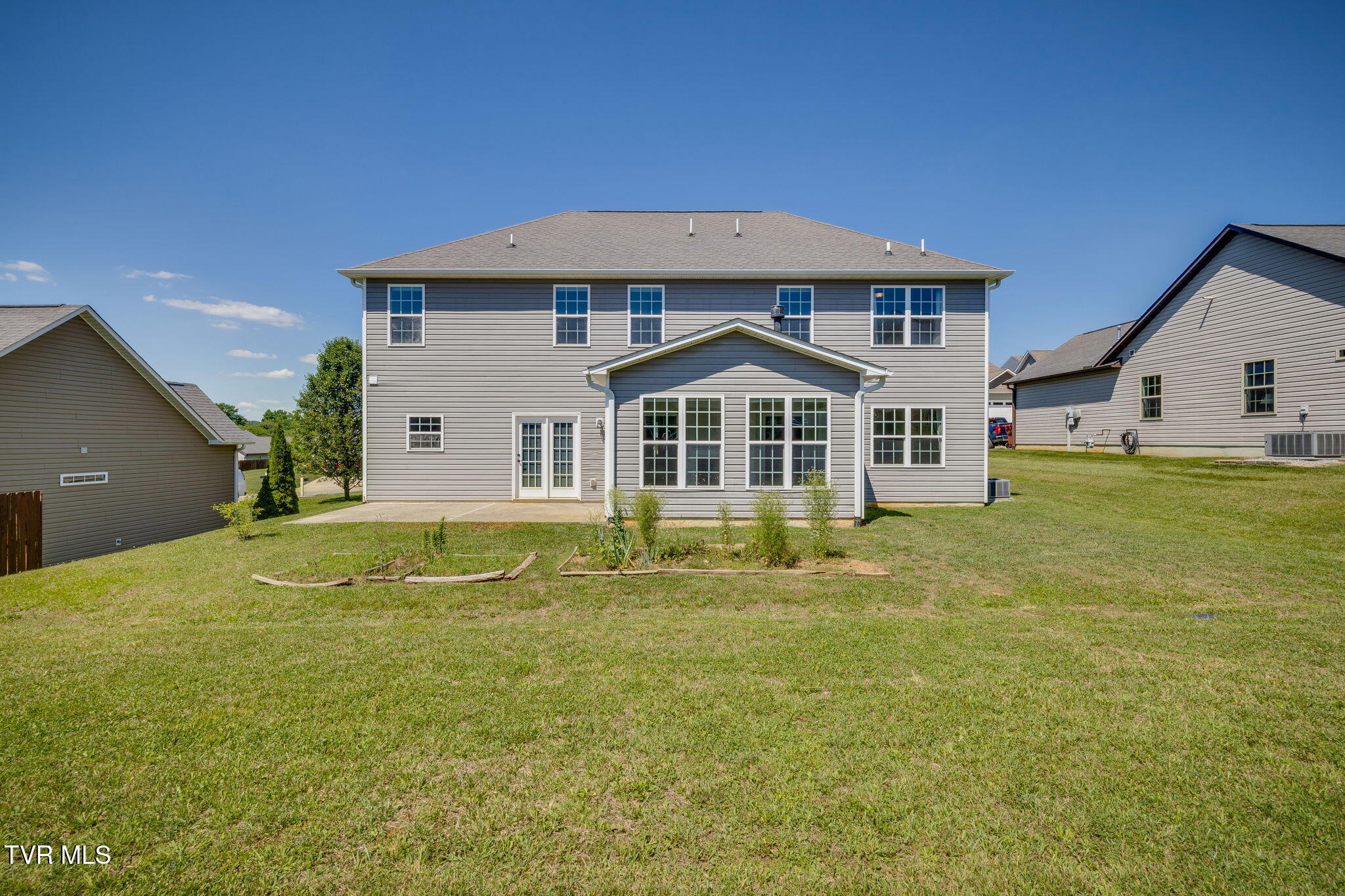 587 Suffolk Road Johnson City, TN 37615 - Photo 50 of 56 050
