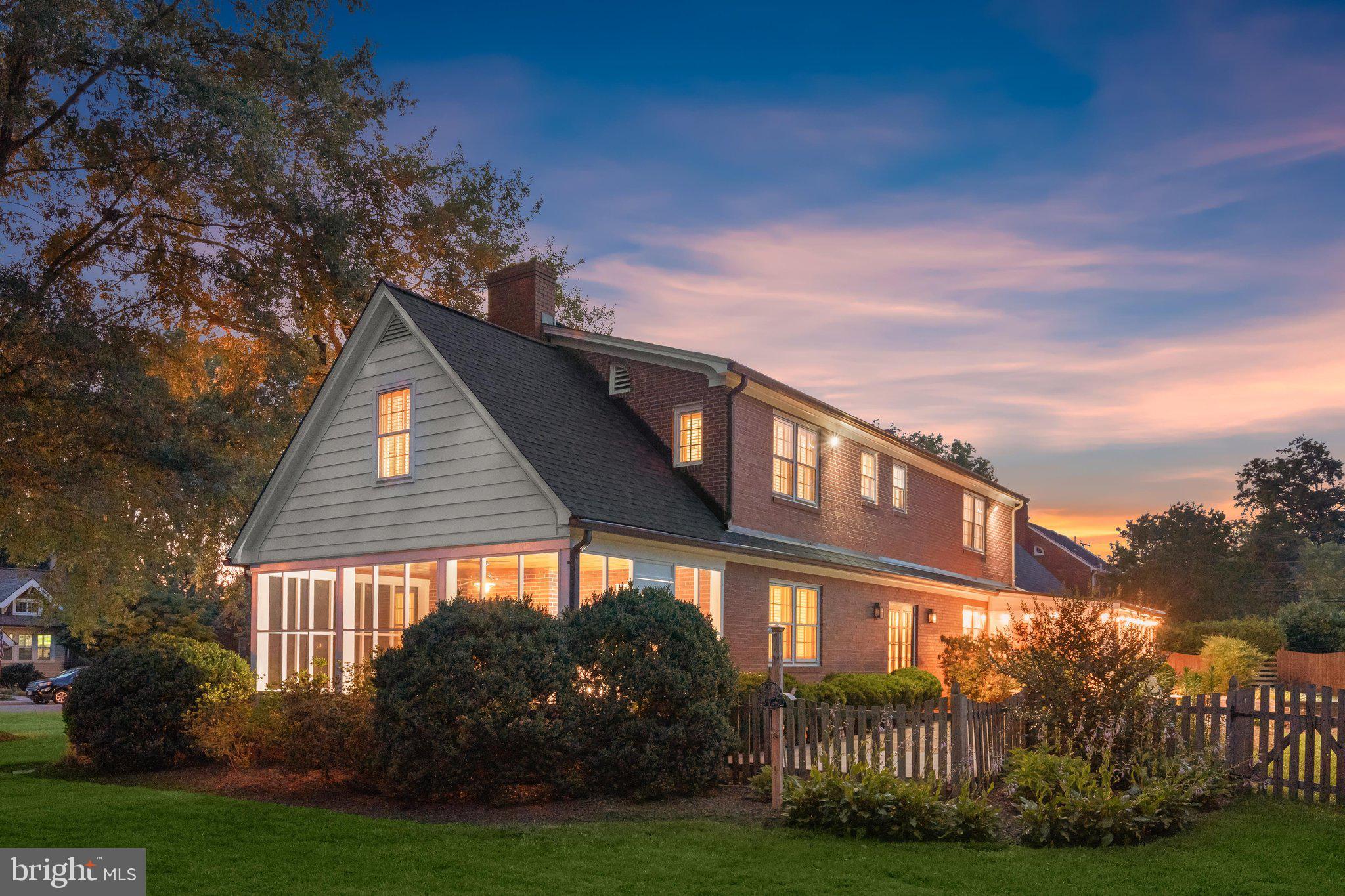9305 Main Street Manassas, VA 20110 - Photo 78 of 86 Twilight