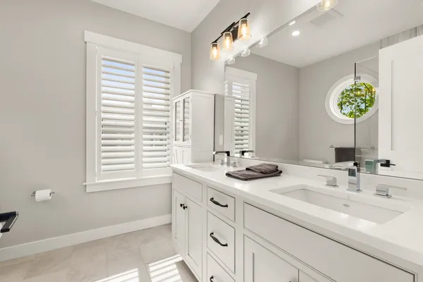 $1,695,000 | 28 Little Bay Drive, Unit 28, Dover, NH 03820