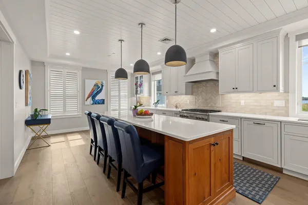 $1,695,000 | 28 Little Bay Drive, Unit 28, Dover, NH 03820