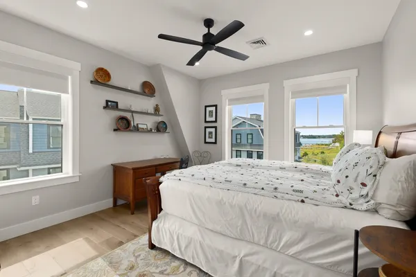 $1,695,000 | 28 Little Bay Drive, Unit 28, Dover, NH 03820