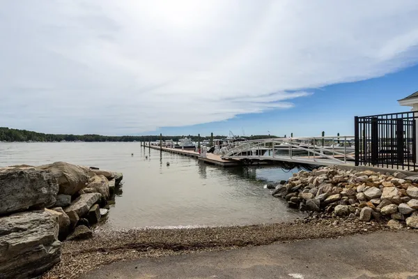 $1,695,000 | 28 Little Bay Drive, Unit 28, Dover, NH 03820