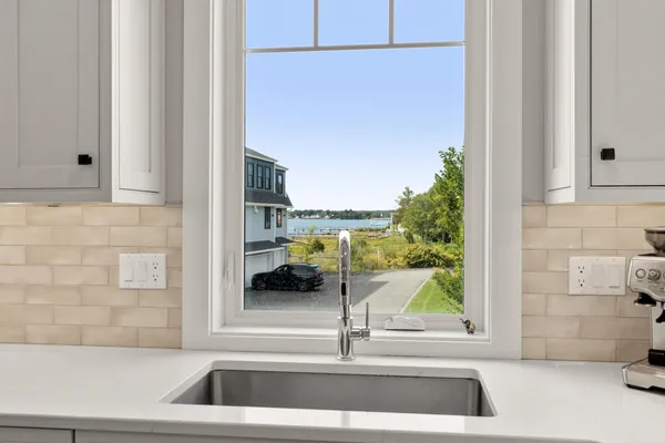 $1,695,000 | 28 Little Bay Drive, Unit 28, Dover, NH 03820