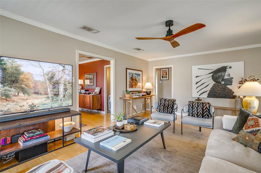 3033 6th Avenue Fort Worth, TX 76110 - Photo 6 of 35