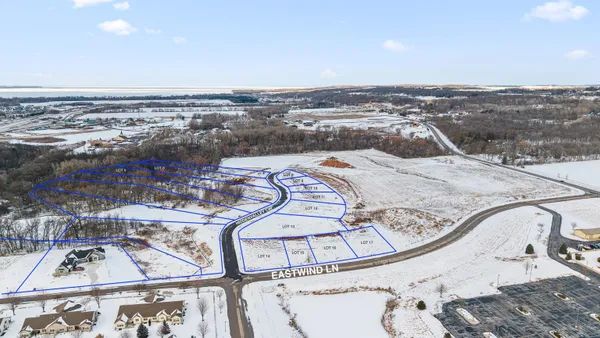 $90,000 | 171 Hidden Valley Circle, Unit 10, Fond du Lac, WI 54937