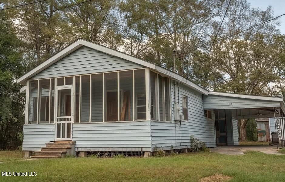 619 East 8th Street, Unit B Picayune, MS 39466 - Photo 1 of 5 Exterior