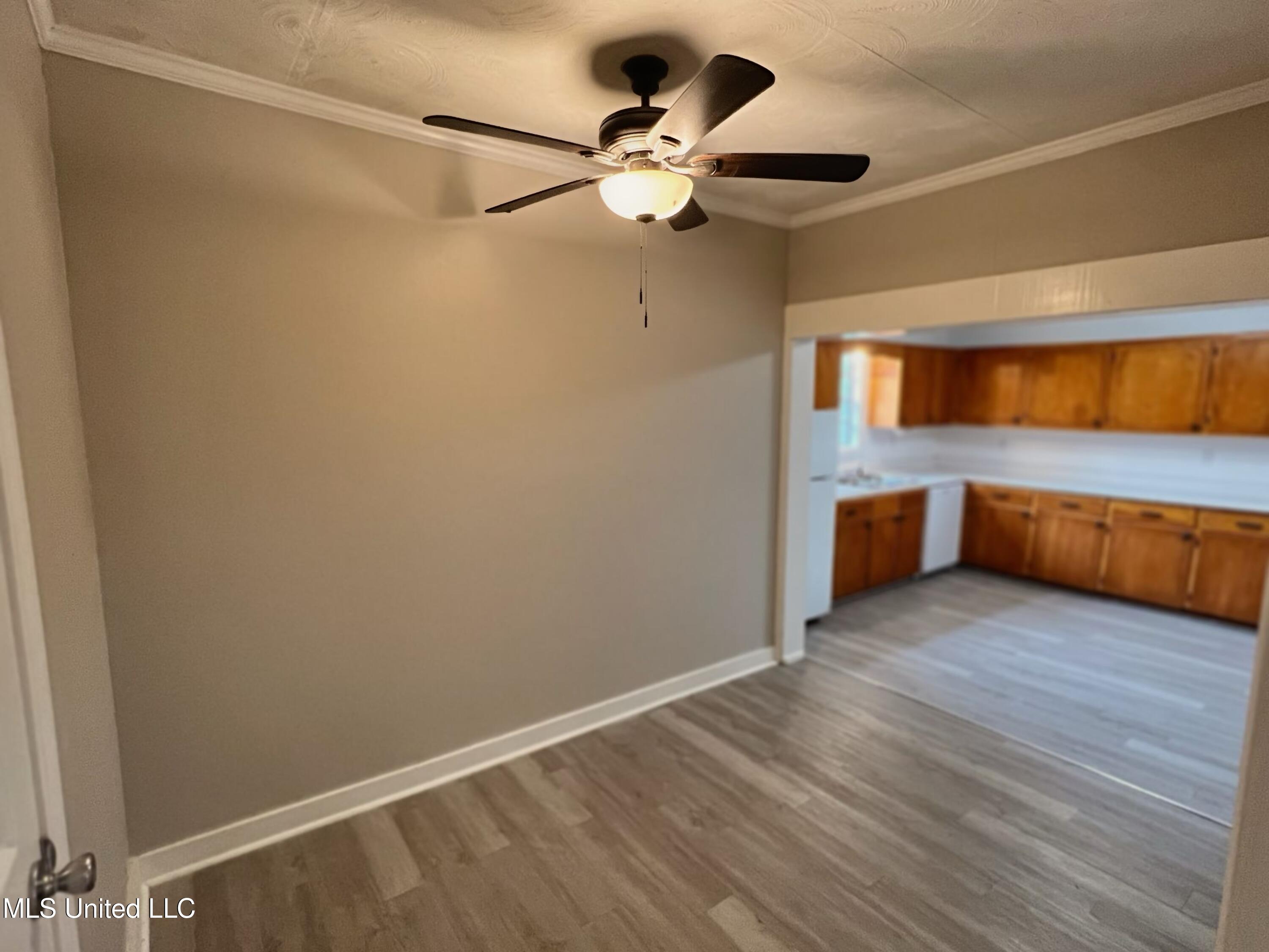 619 East 8th Street, Unit B Picayune, MS 39466 - Photo 3 of 5 Bonus area or dining