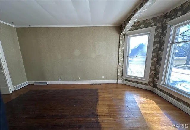 $99,750 | 286 Franklin Street, White Hall, IL 62092