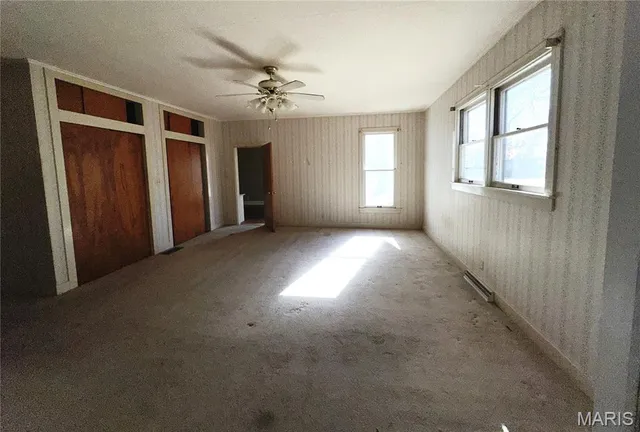 $99,750 | 286 Franklin Street, White Hall, IL 62092