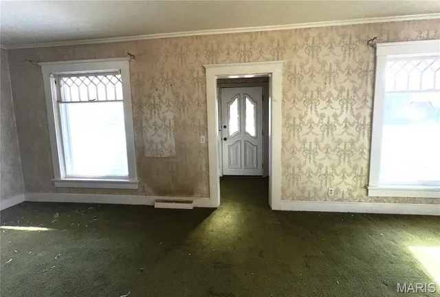 $99,750 | 286 Franklin Street, White Hall, IL 62092