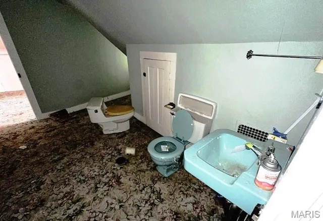 $105,000 | 286 Franklin Street, White Hall, IL 62092