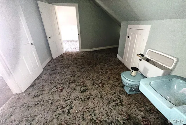 $99,750 | 286 Franklin Street, White Hall, IL 62092