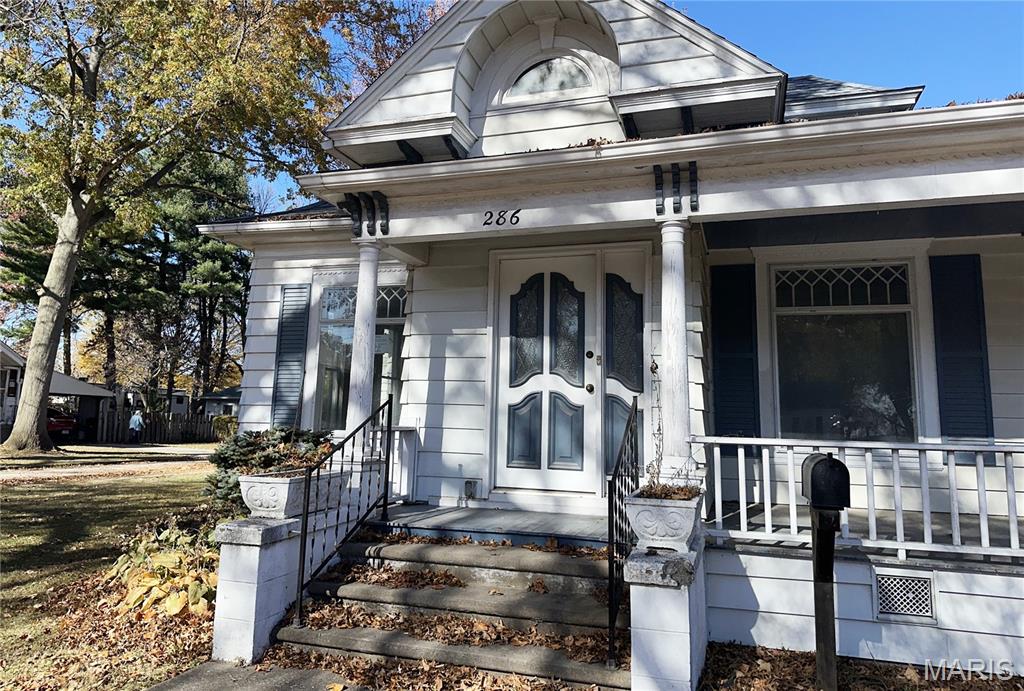 286 Franklin Street White Hall, IL 62092 - Photo 3 of 29