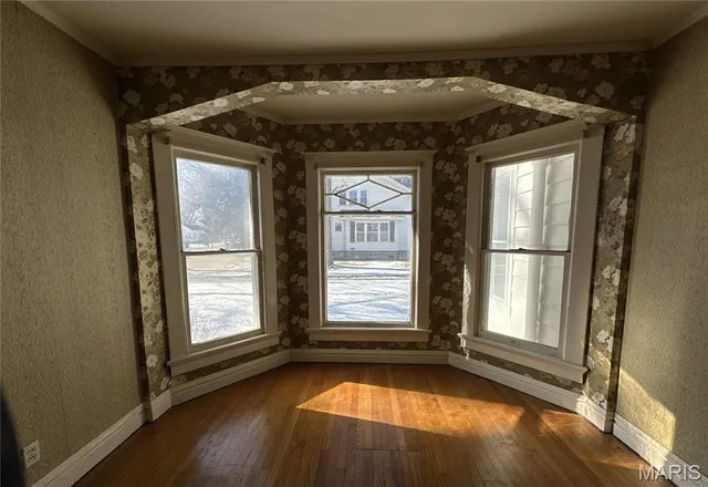 $99,750 | 286 Franklin Street, White Hall, IL 62092