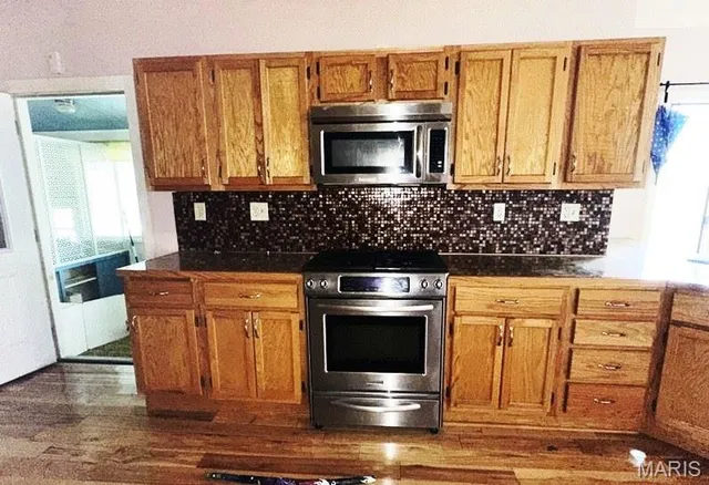 $99,750 | 286 Franklin Street, White Hall, IL 62092