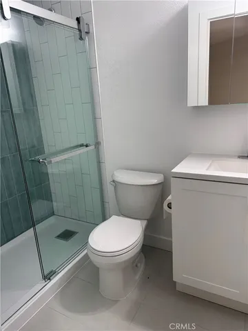 $2,500 | 421 Coral Reef Drive, Huntington Beach, CA 92648