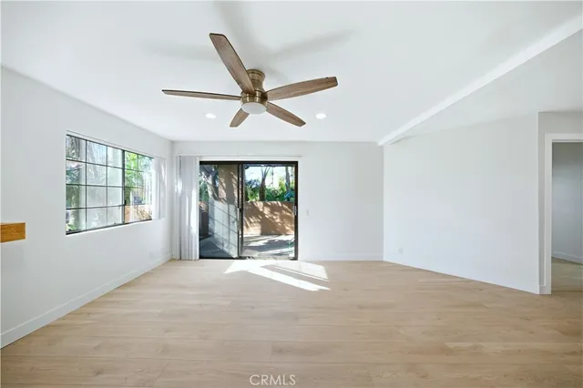 $2,500 | 421 Coral Reef Drive, Huntington Beach, CA 92648