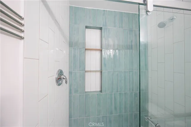 $2,500 | 421 Coral Reef Drive, Huntington Beach, CA 92648