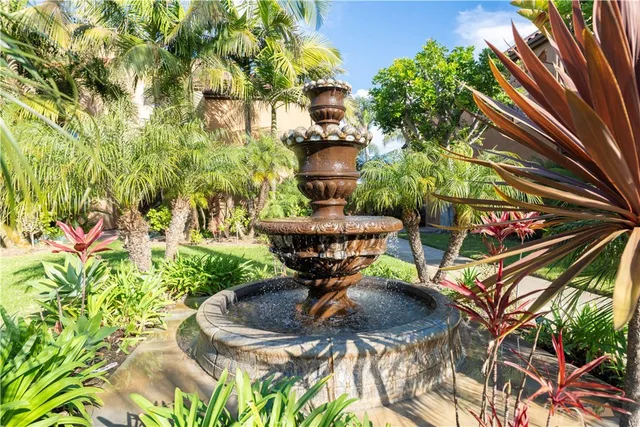 $2,500 | 421 Coral Reef Drive, Huntington Beach, CA 92648