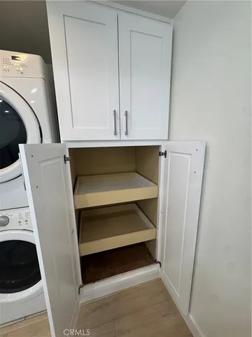 $2,500 | 421 Coral Reef Drive, Huntington Beach, CA 92648