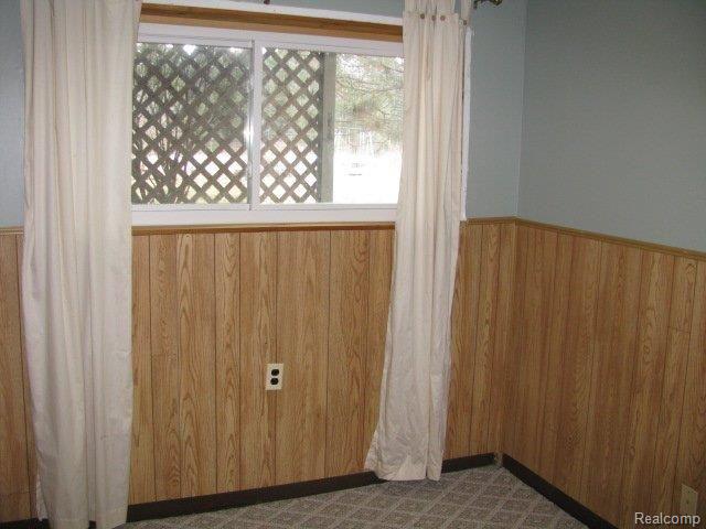 21690 Chester Road Ray, MI 48096 - Photo 21 of 24 Master Bedroom.JPG