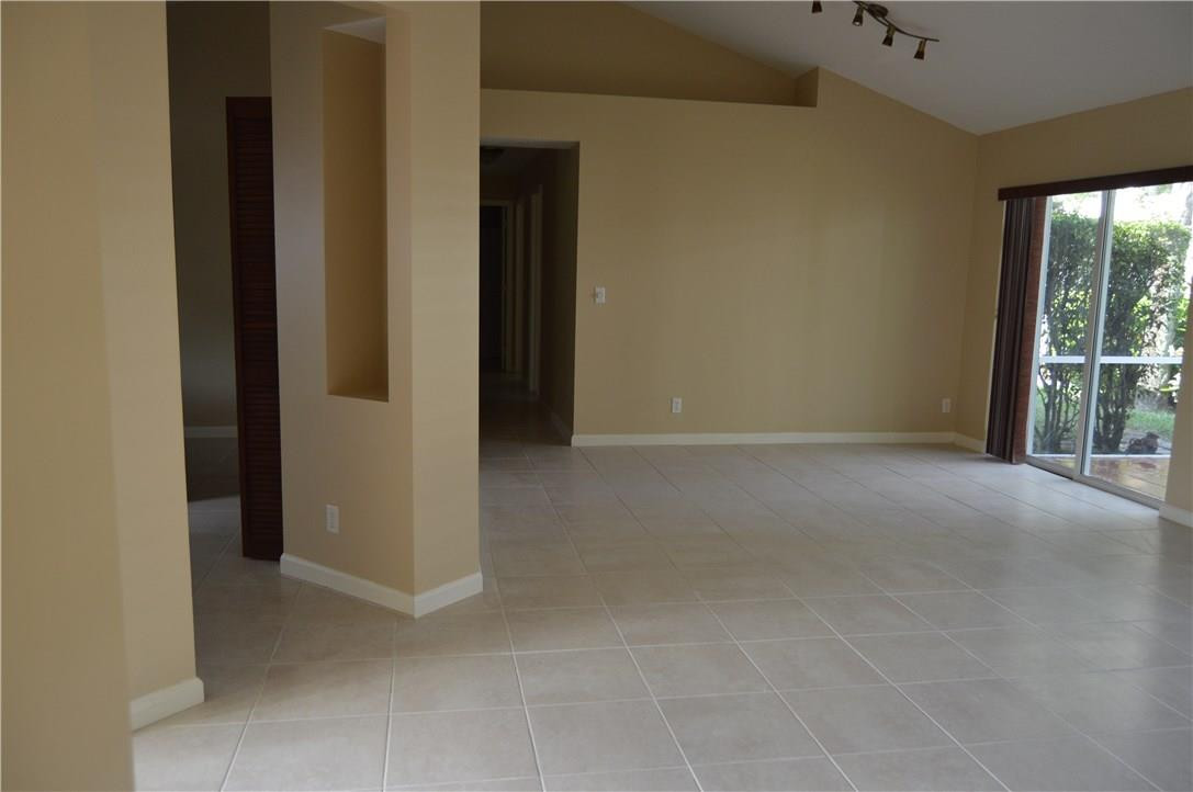 10900 Jewel Box Lane, Unit 1 Tamarac, FL 33321 - Photo 14 of 26 Photo 14