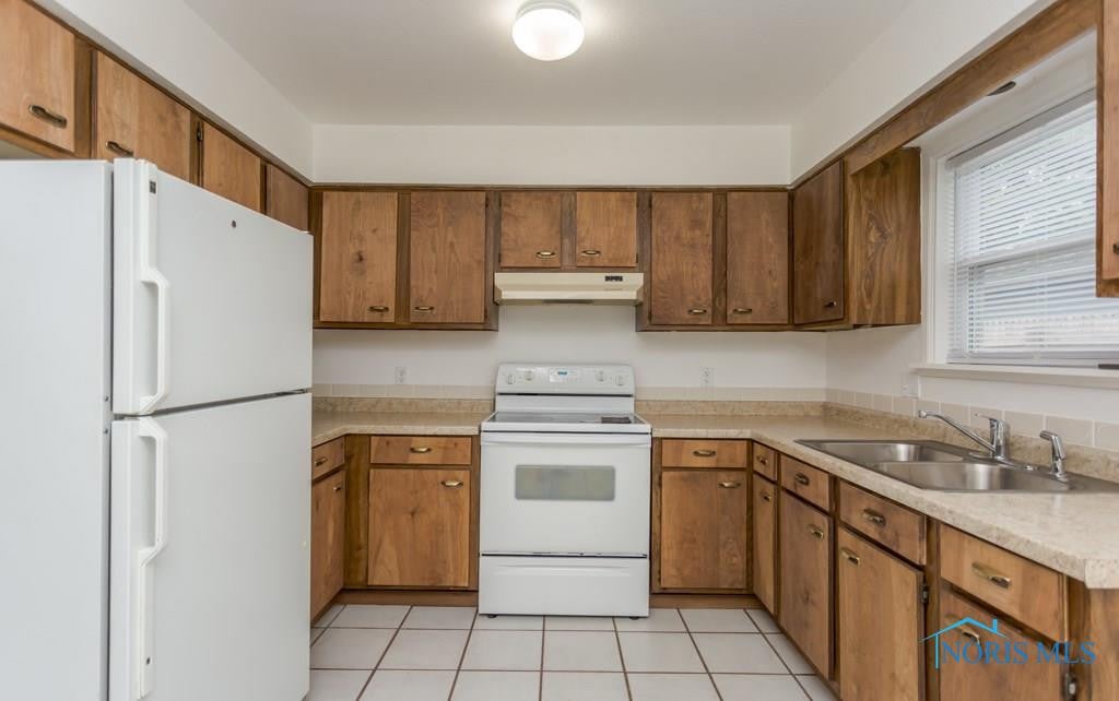 911 Jean Road Toledo, OH 43615 - Photo 10 of 27 Gallery Image 10