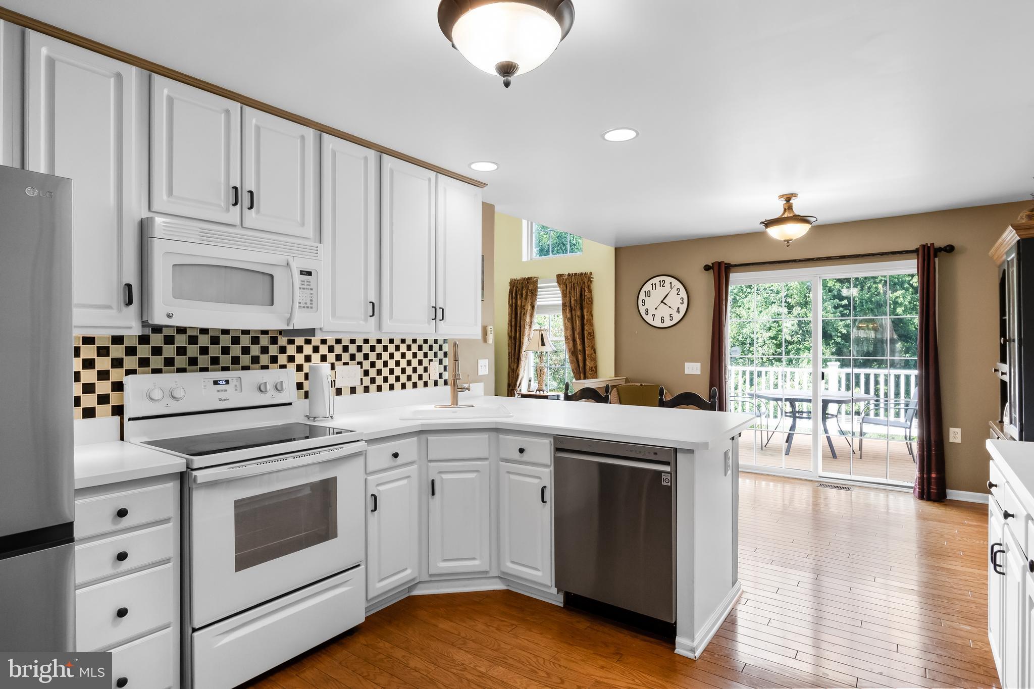 40 Ashley Drive Delran, NJ 08075 - Photo 11 of 45 Kitchen