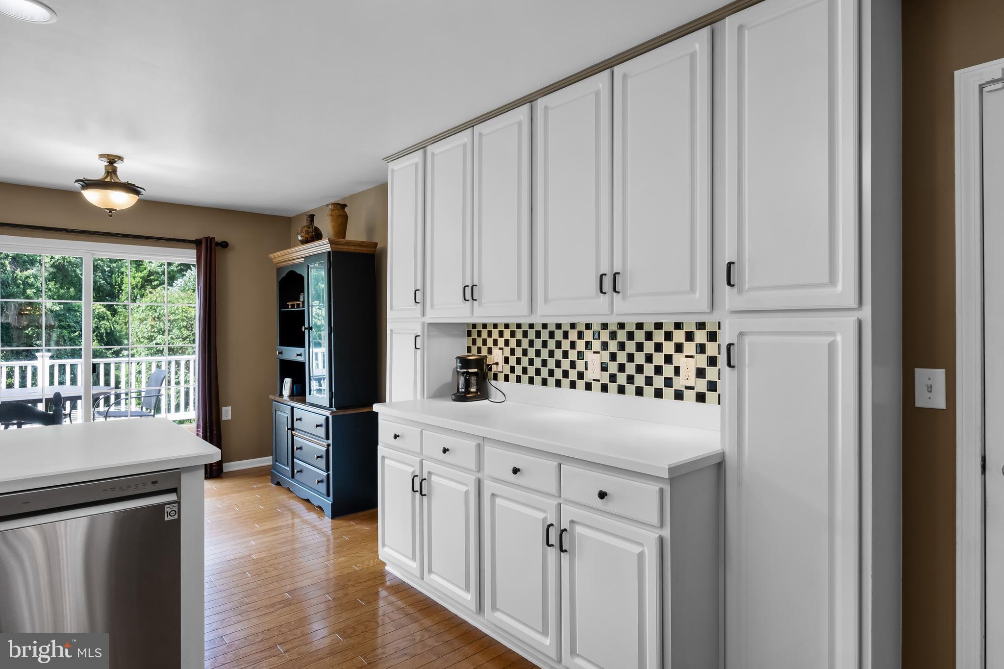 40 Ashley Drive Delran, NJ 08075 - Photo 14 of 45 Kitchen
