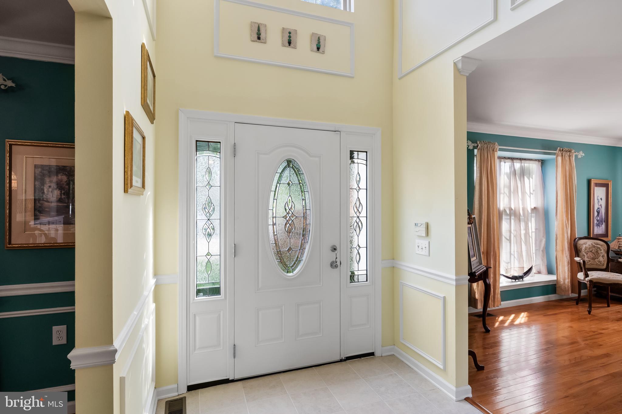 40 Ashley Drive Delran, NJ 08075 - Photo 5 of 45 Foyer