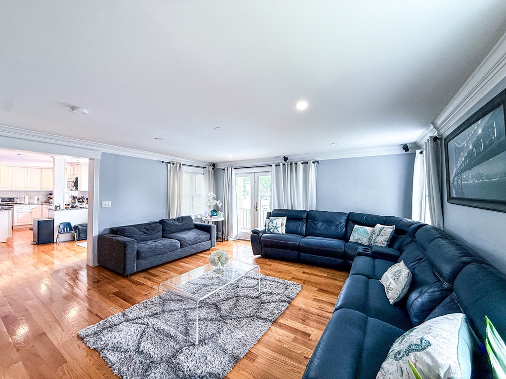 31 Jefferson Road Northborough, MA 01532 - Photo 10 of 42